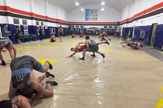 اردوی تیم ملی کشتی فرنگی جوانان / تهران :